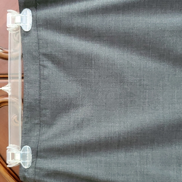 Express Charcoal Skirt - Picture 3 of 7